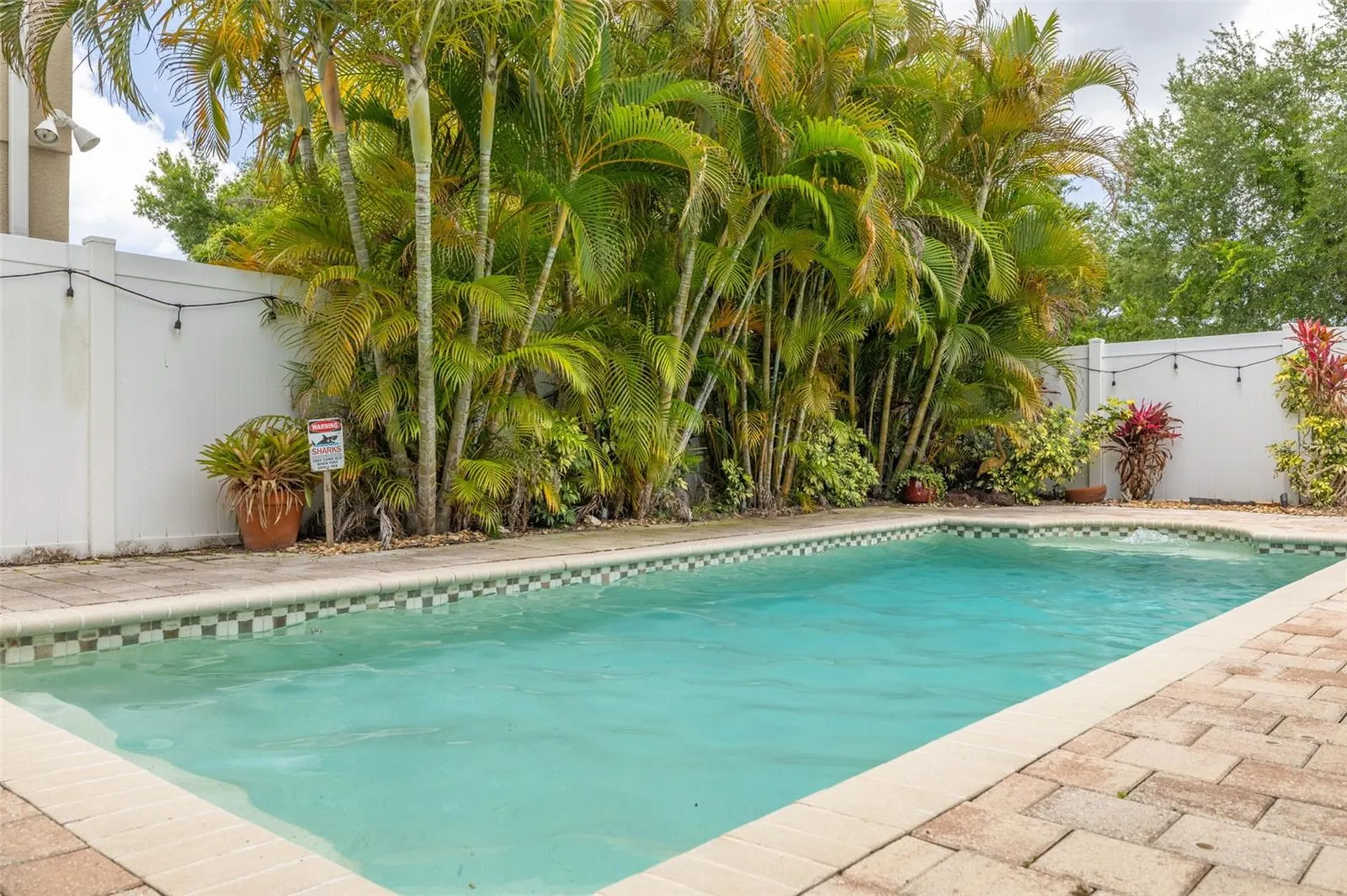 8253 Wild Oaks Circle Largo FL 33773