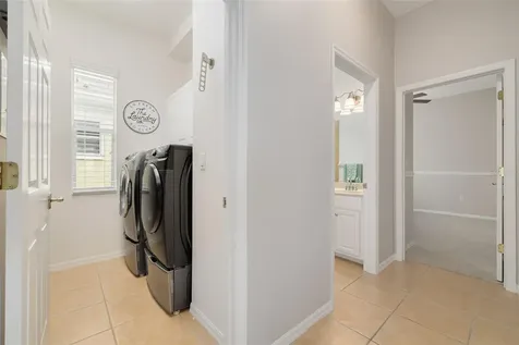 8253 Wild Oaks Circle Largo FL 33773