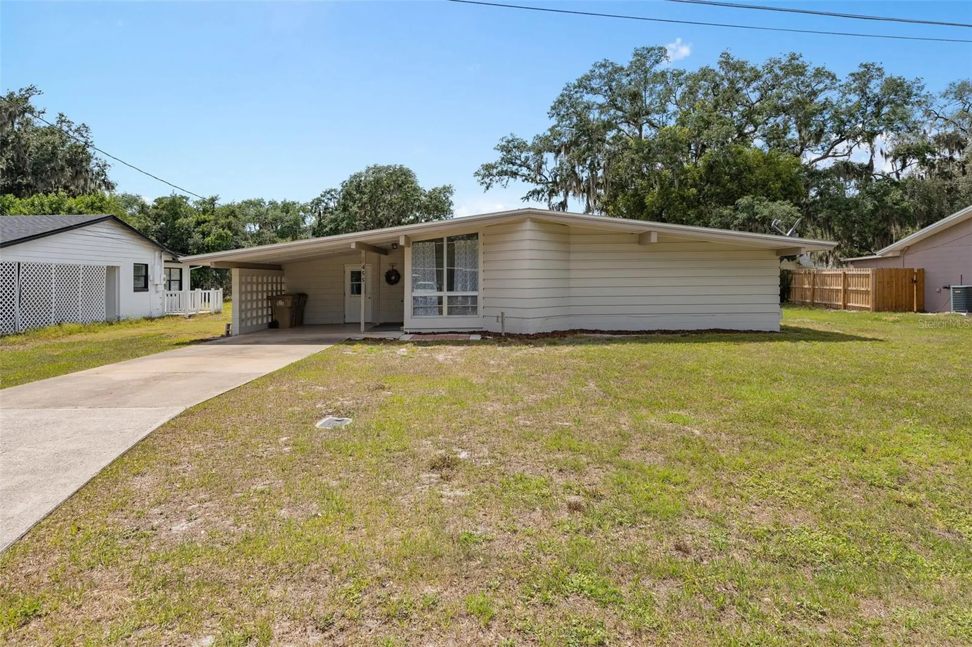 455 Belle Ayre Drive Mount Dora FL 32757