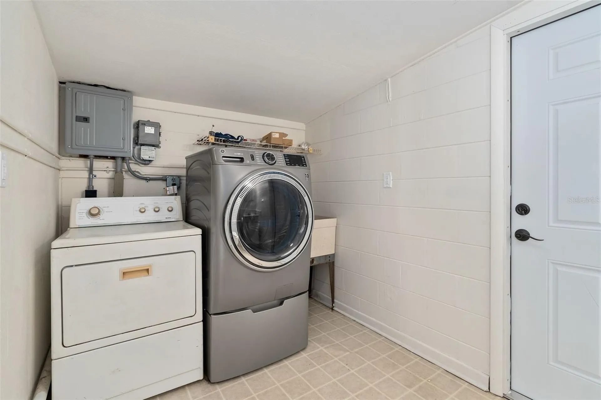 455 Belle Ayre Drive Mount Dora FL 32757