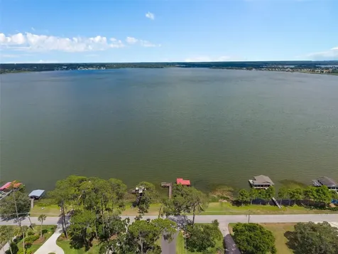 455 Belle Ayre Drive Mount Dora FL 32757