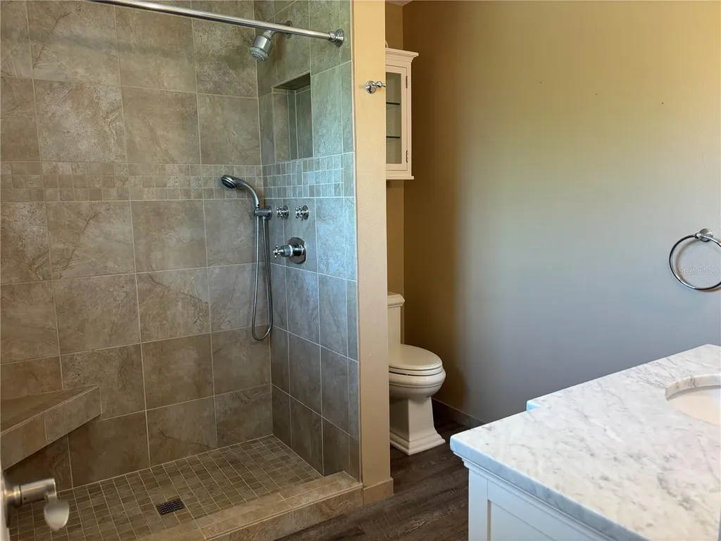 10123 Bay Avenue Englewood FL 34224