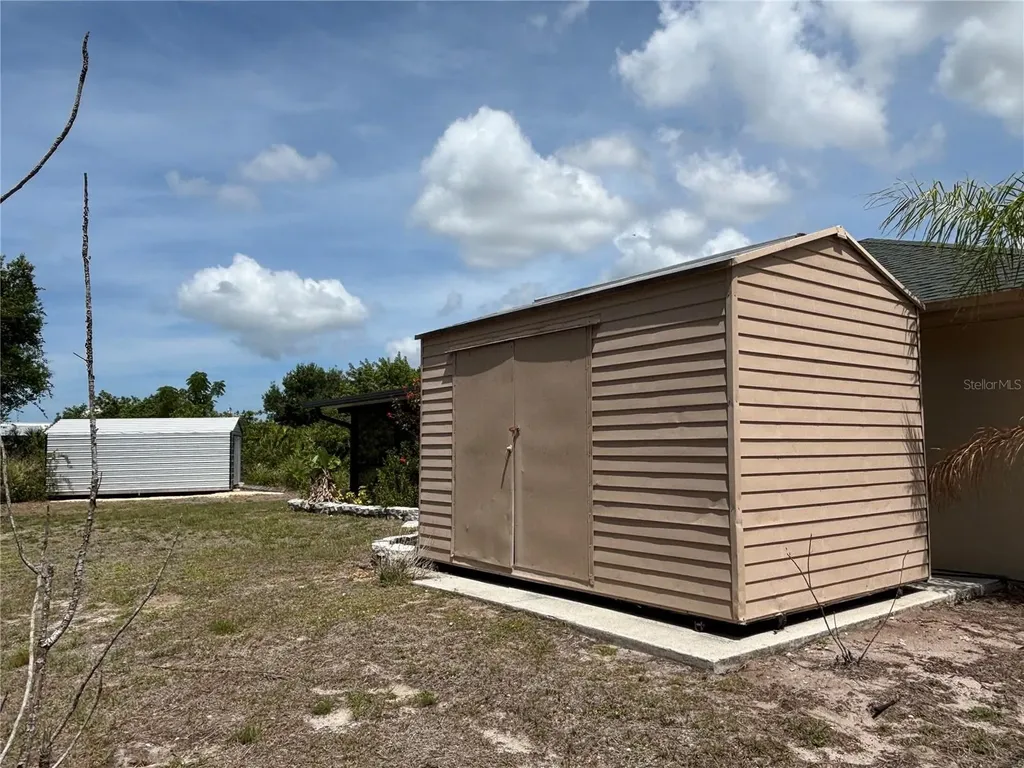 10123 Bay Avenue Englewood FL 34224