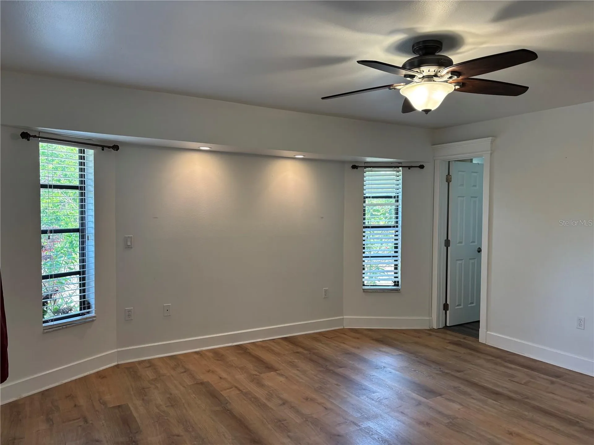 10123 Bay Avenue Englewood FL 34224