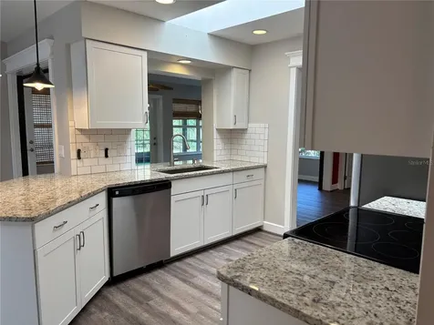 10123 Bay Avenue Englewood FL 34224