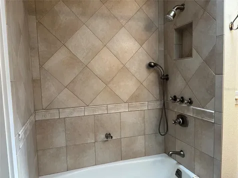 10123 Bay Avenue Englewood FL 34224