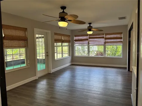 10123 Bay Avenue Englewood FL 34224