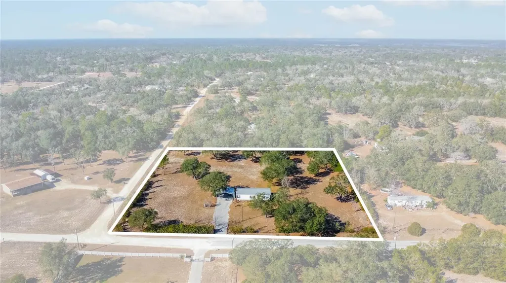10494 N Spence Avenue Dunnellon FL 34433