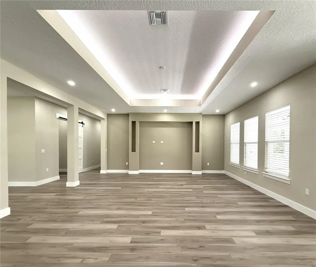 24950 Bonsmara Drive Groveland FL 34736