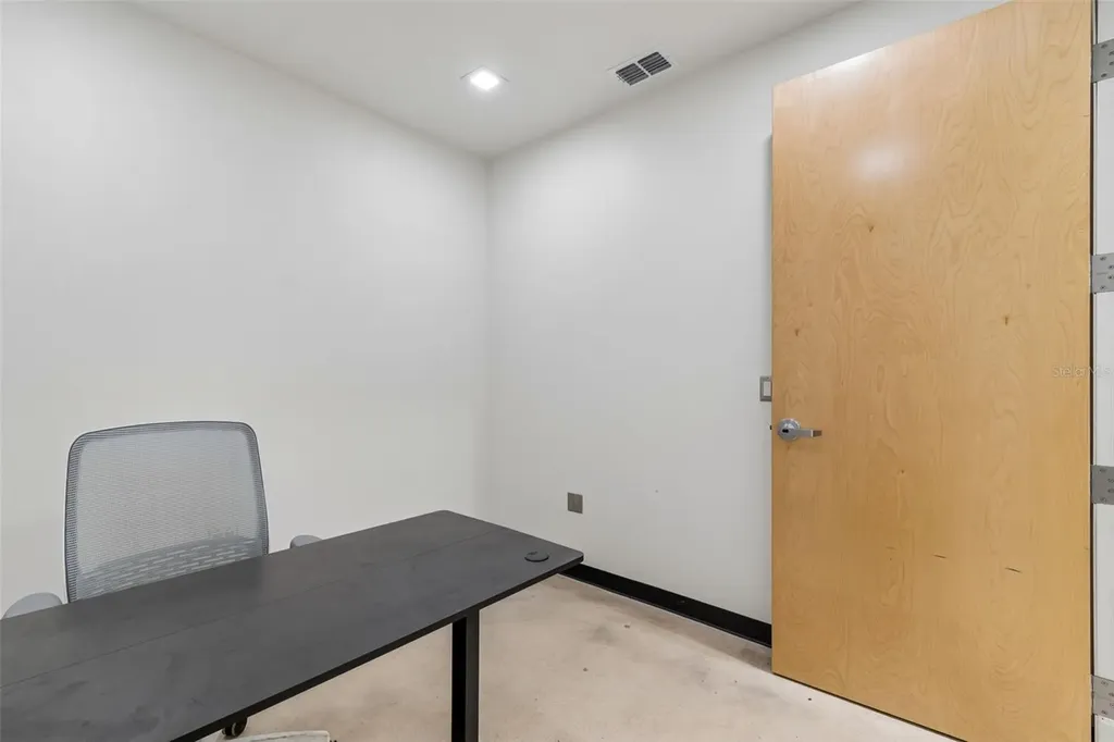 15552 Us 301 Dade City FL 33525