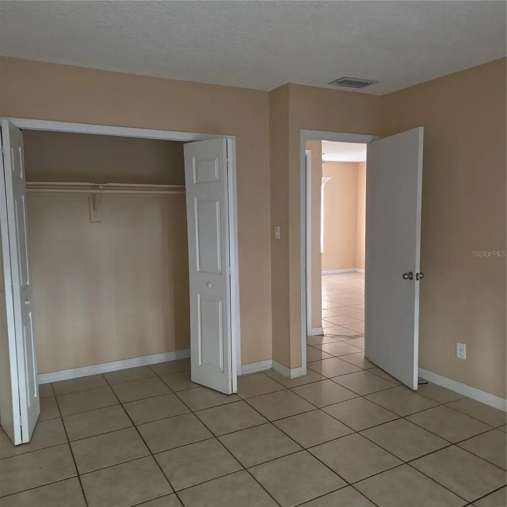 1707 Michigan Avenue Kissimmee FL 34744