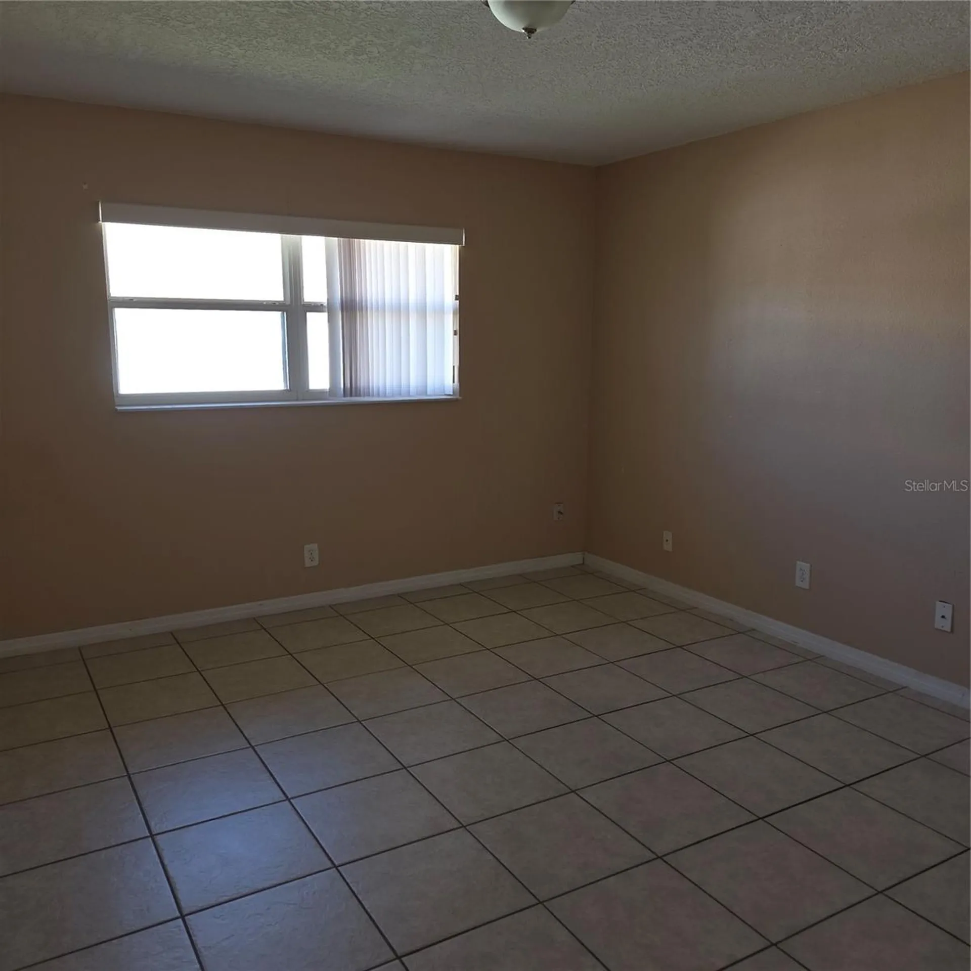 1707 Michigan Avenue Kissimmee FL 34744
