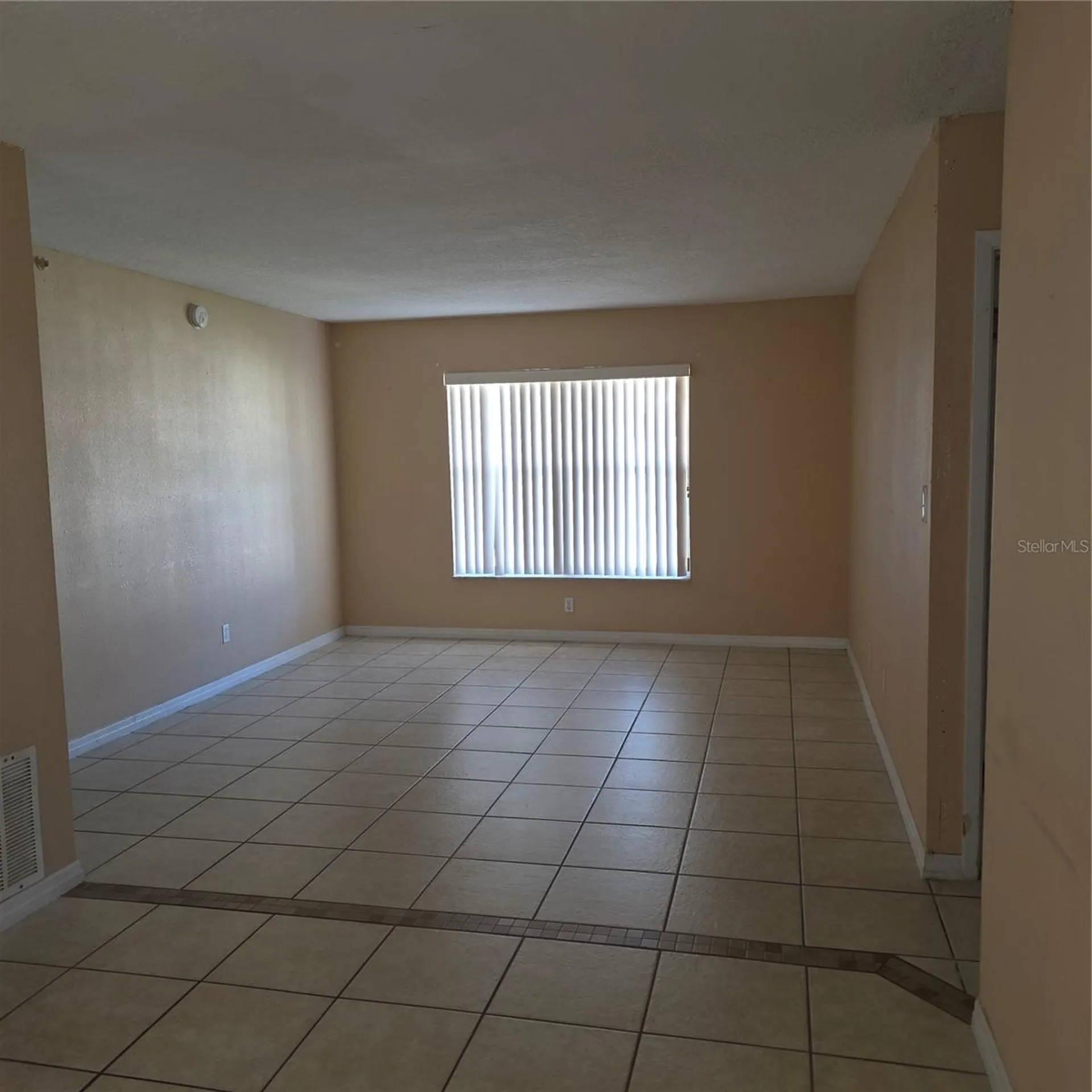 1707 Michigan Avenue Kissimmee FL 34744