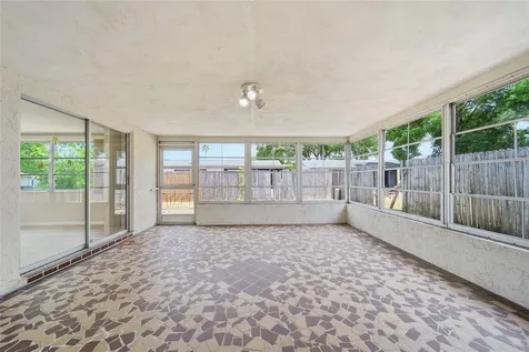 7825 Hawthorn Drive Port Richey FL 34668