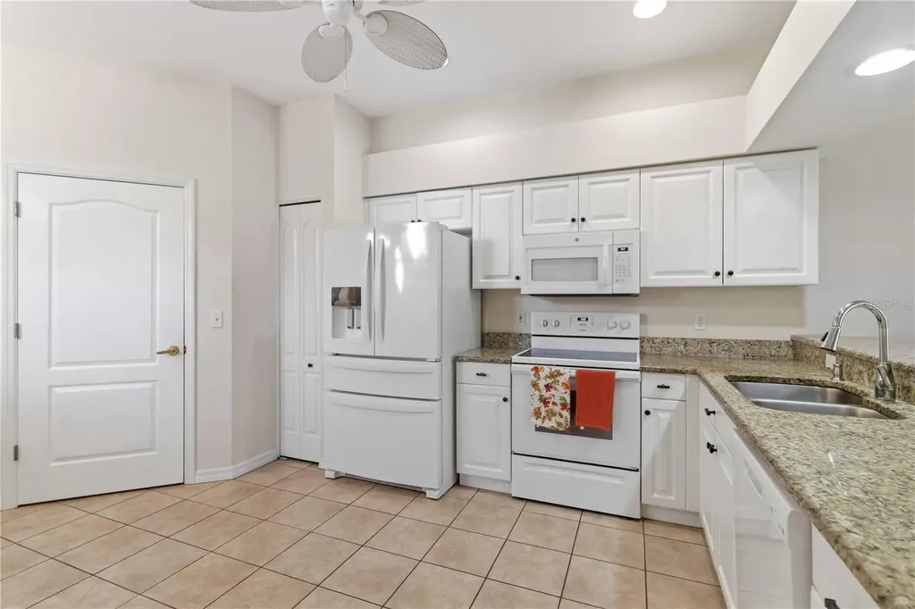 5265 Chase Oaks Drive Sarasota FL 34241