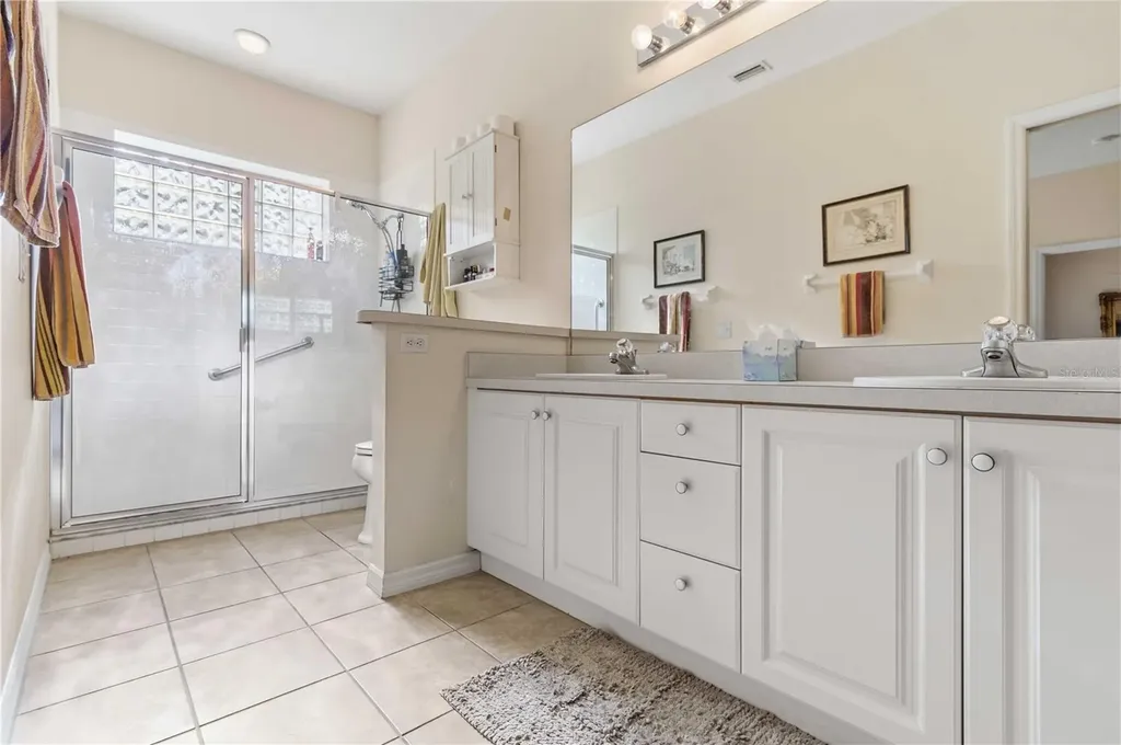 5265 Chase Oaks Drive Sarasota FL 34241