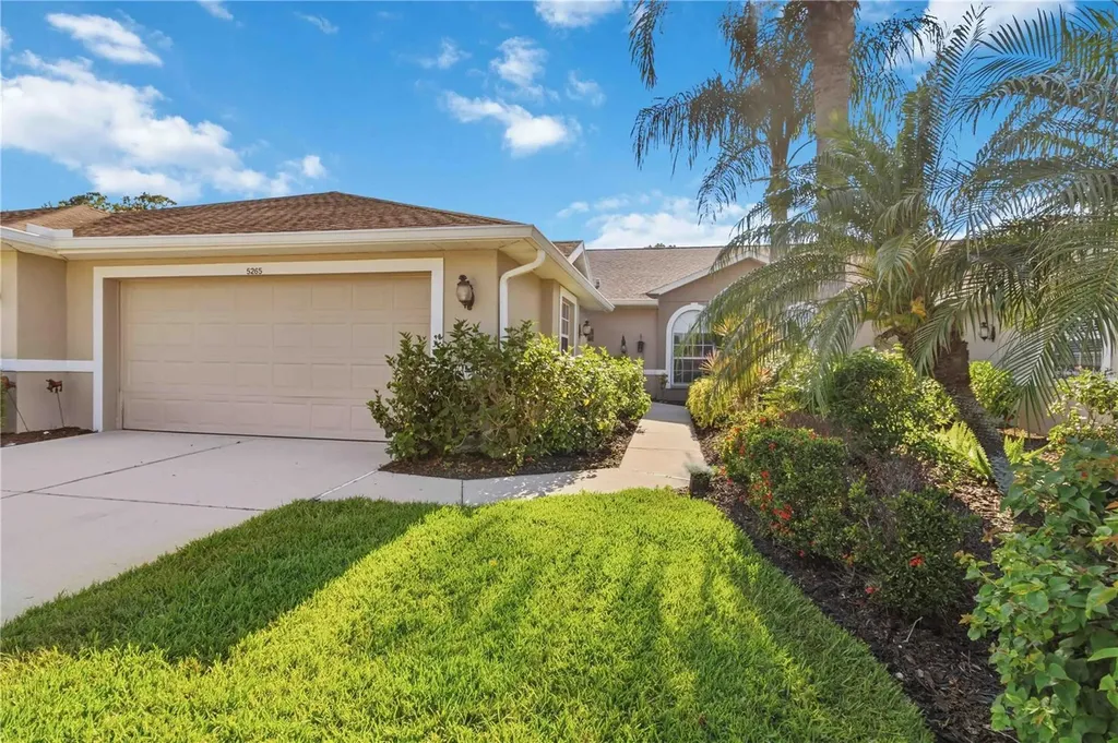 5265 Chase Oaks Drive Sarasota FL 34241