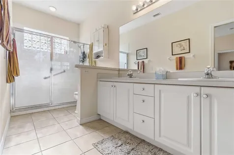 5265 Chase Oaks Drive Sarasota FL 34241