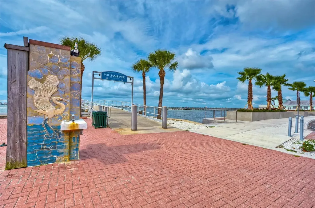 3017 49th Street S Gulfport FL 33707