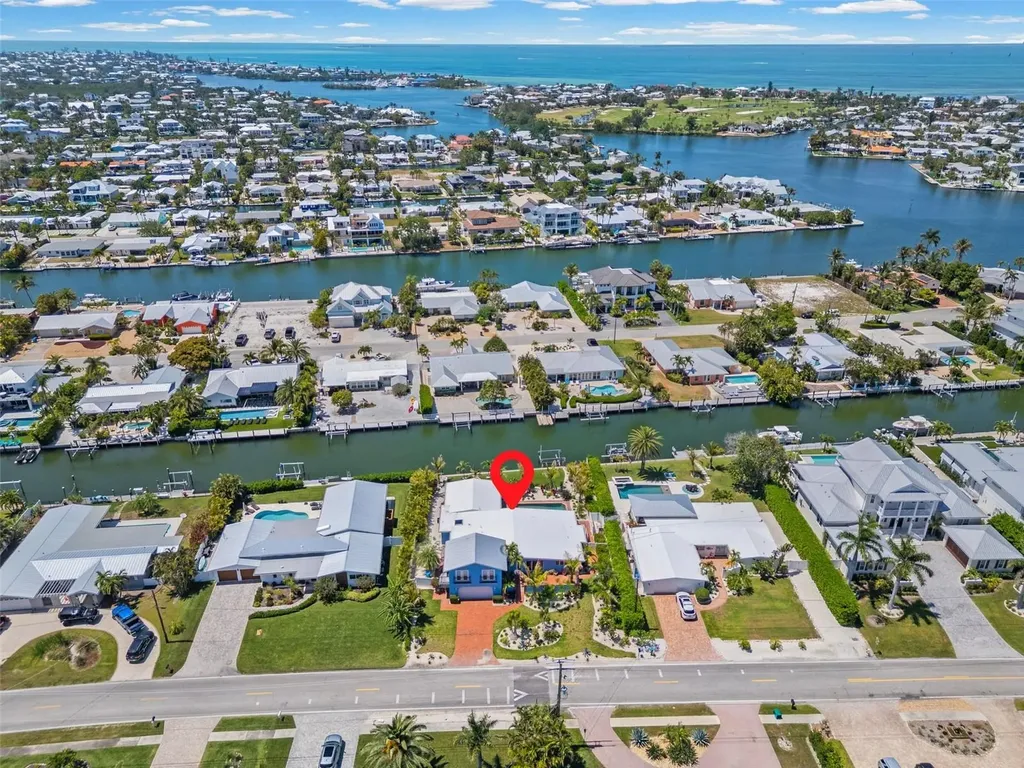 528 Key Royale Drive Holmes Beach FL 34217