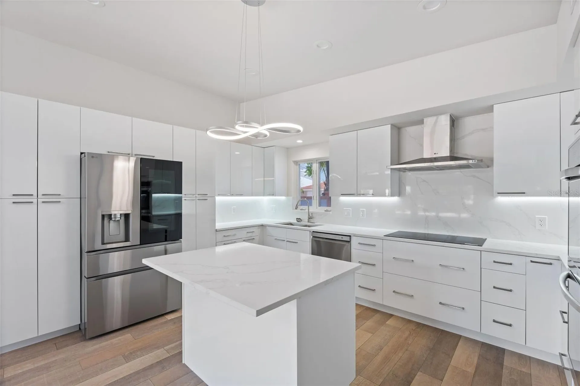 528 Key Royale Drive Holmes Beach FL 34217