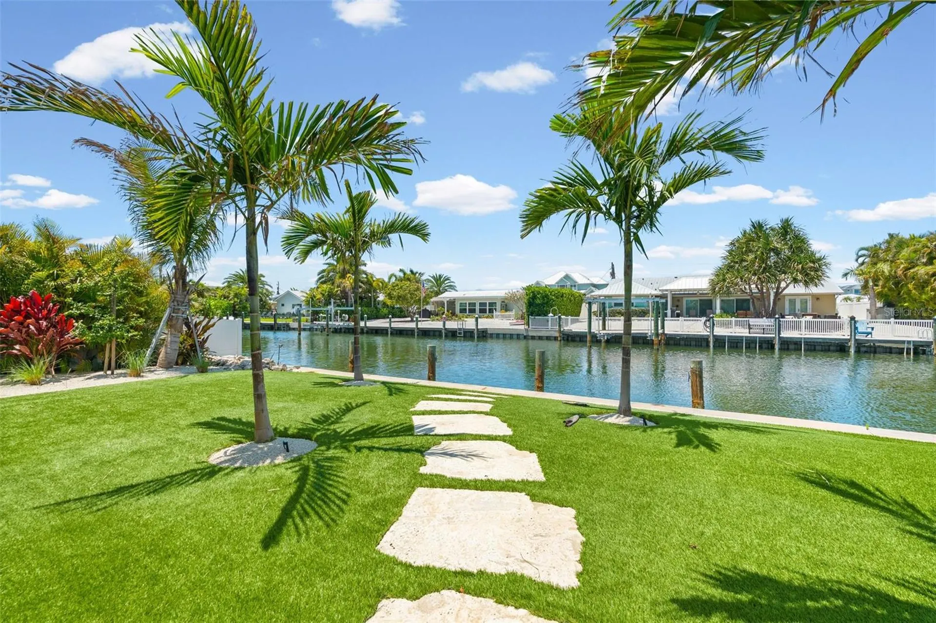 528 Key Royale Drive Holmes Beach FL 34217