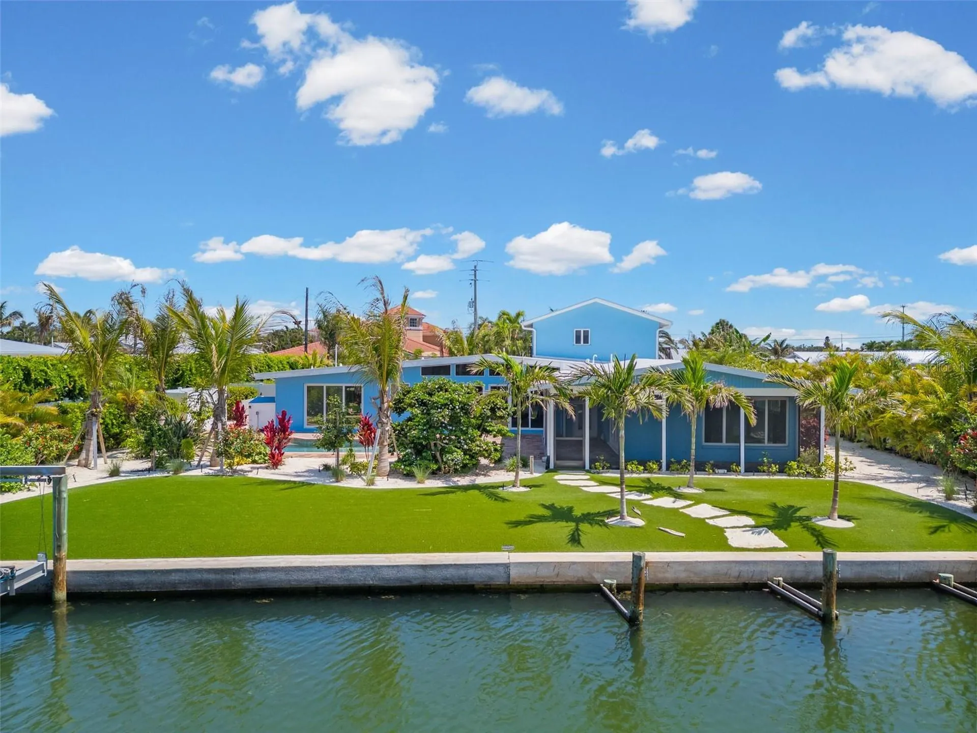 528 Key Royale Drive Holmes Beach FL 34217