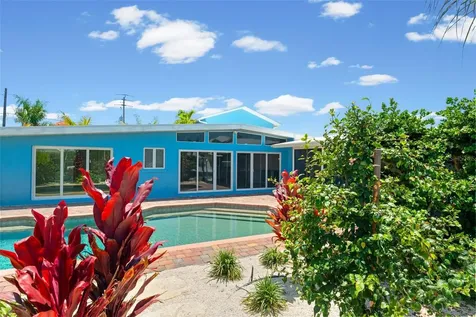 528 Key Royale Drive Holmes Beach FL 34217