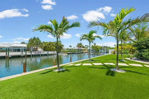 528 Key Royale Drive Holmes Beach FL 34217
