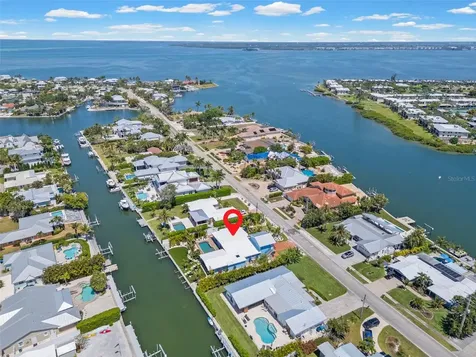 528 Key Royale Drive Holmes Beach FL 34217