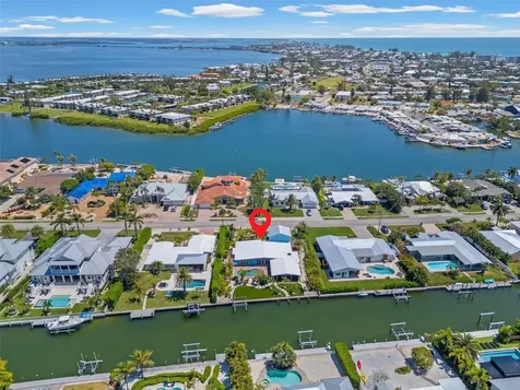 528 Key Royale Drive Holmes Beach FL 34217