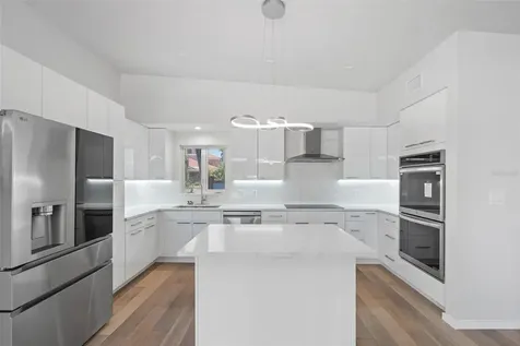 528 Key Royale Drive Holmes Beach FL 34217