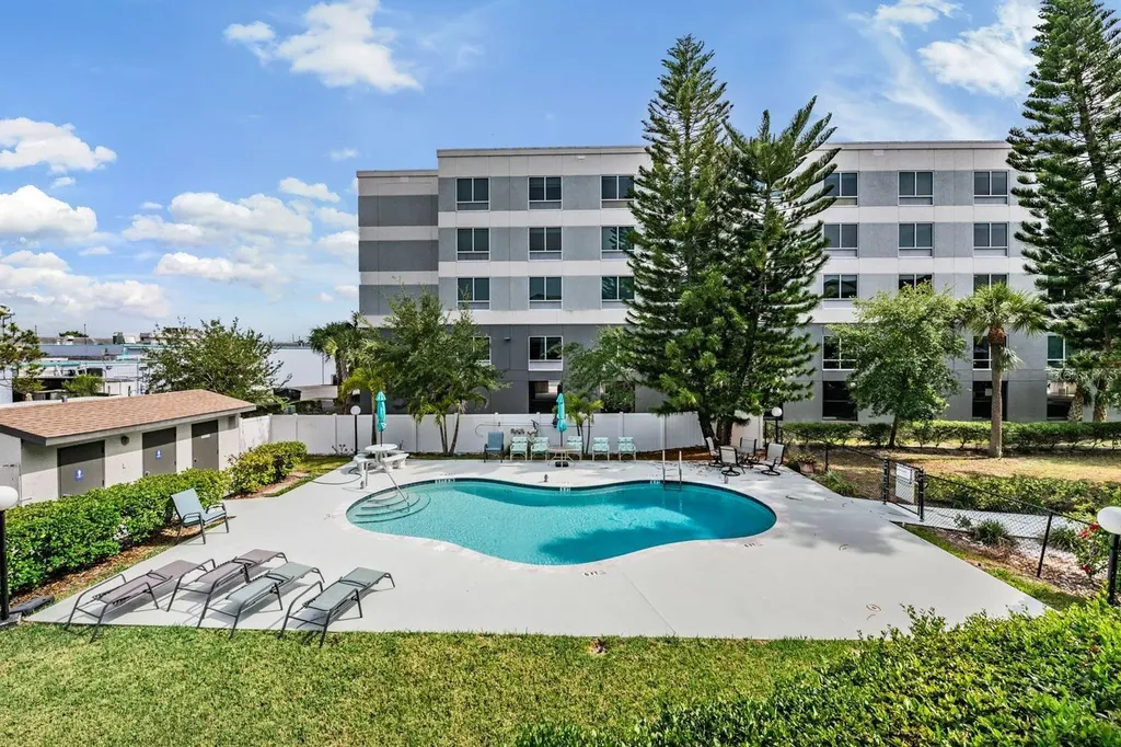 2651 Michael Place Dunedin FL 34698