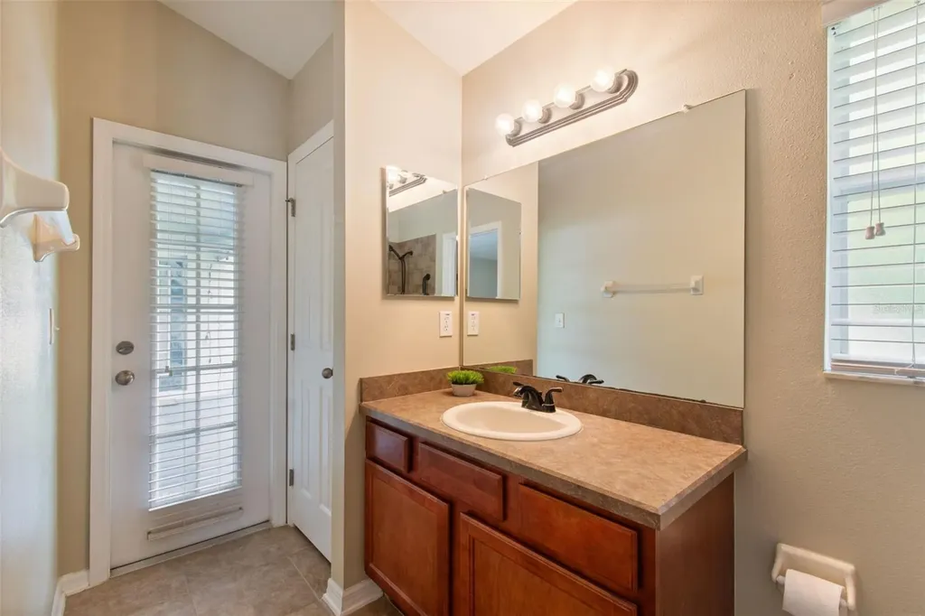 6736 Pine Springs Drive Wesley Chapel FL 33545