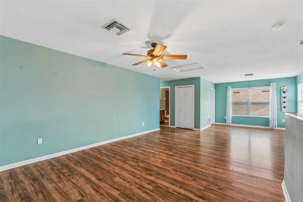 6736 Pine Springs Drive Wesley Chapel FL 33545