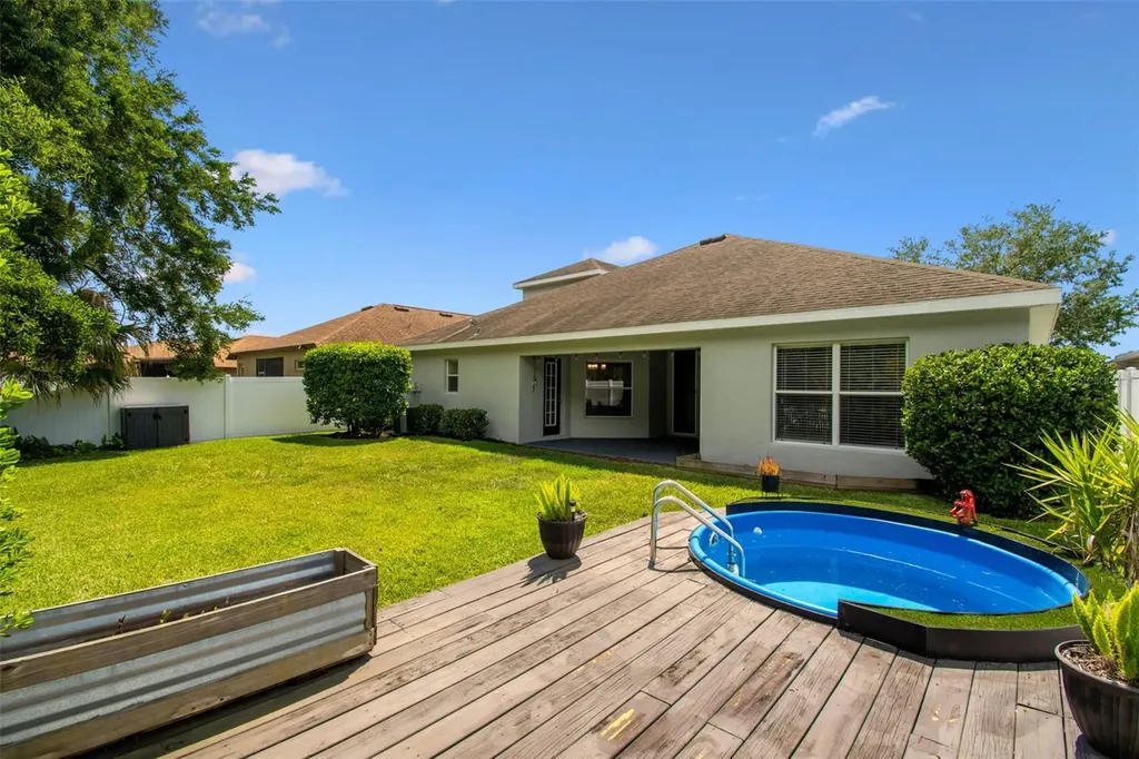 6736 Pine Springs Drive Wesley Chapel FL 33545