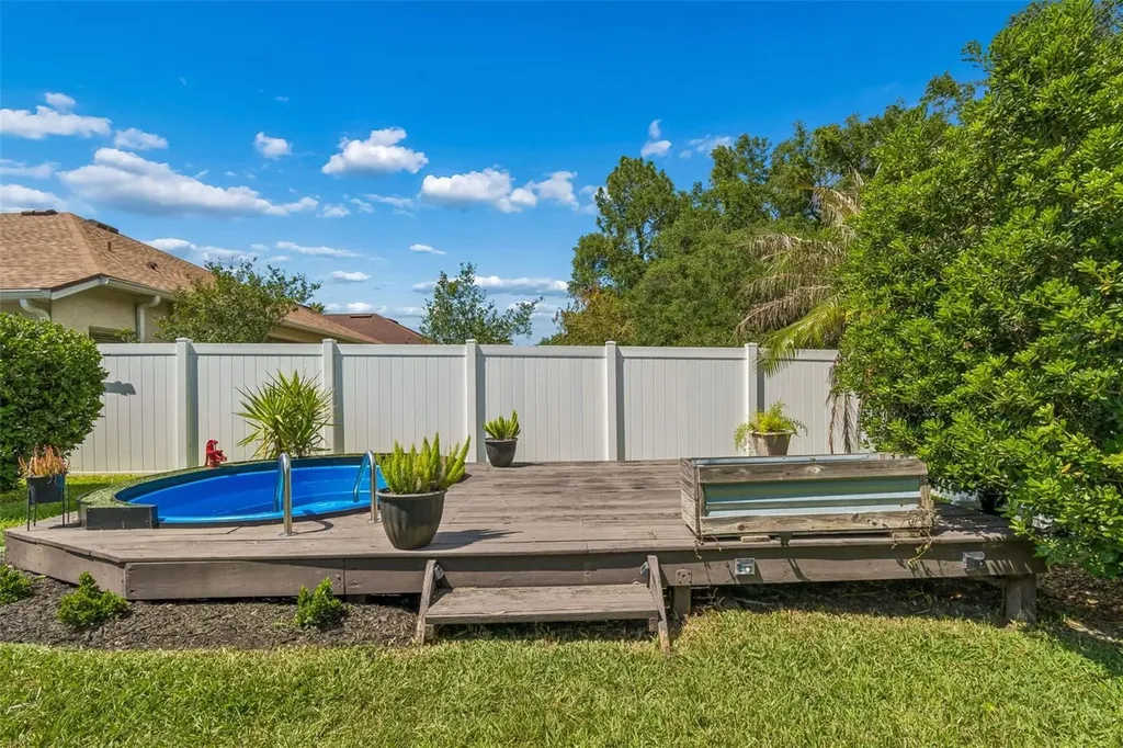 6736 Pine Springs Drive Wesley Chapel FL 33545