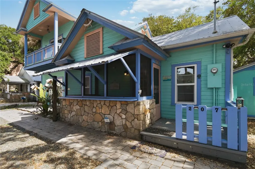 207 Esther Street New Smyrna Beach FL 32169