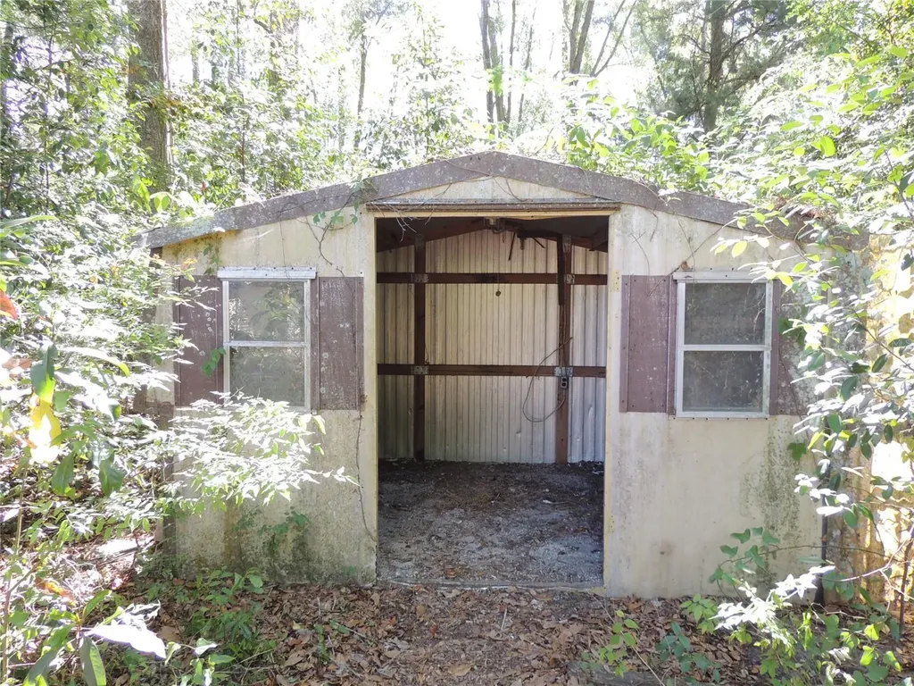 15427 W Newberry Road Newberry FL 32669