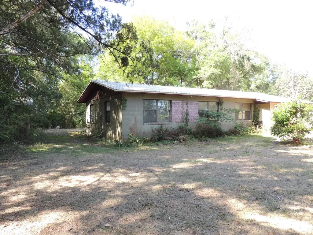 15427 W Newberry Road Newberry FL 32669