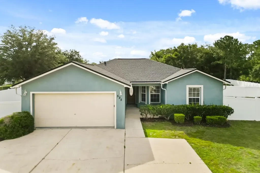 525 Partridge Drive Kissimmee FL 34759