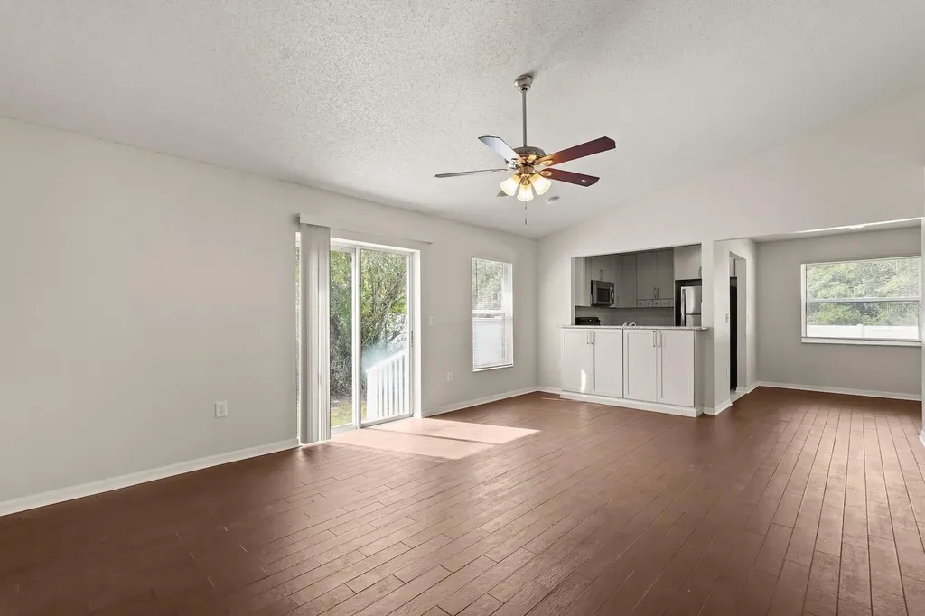 525 Partridge Drive Kissimmee FL 34759