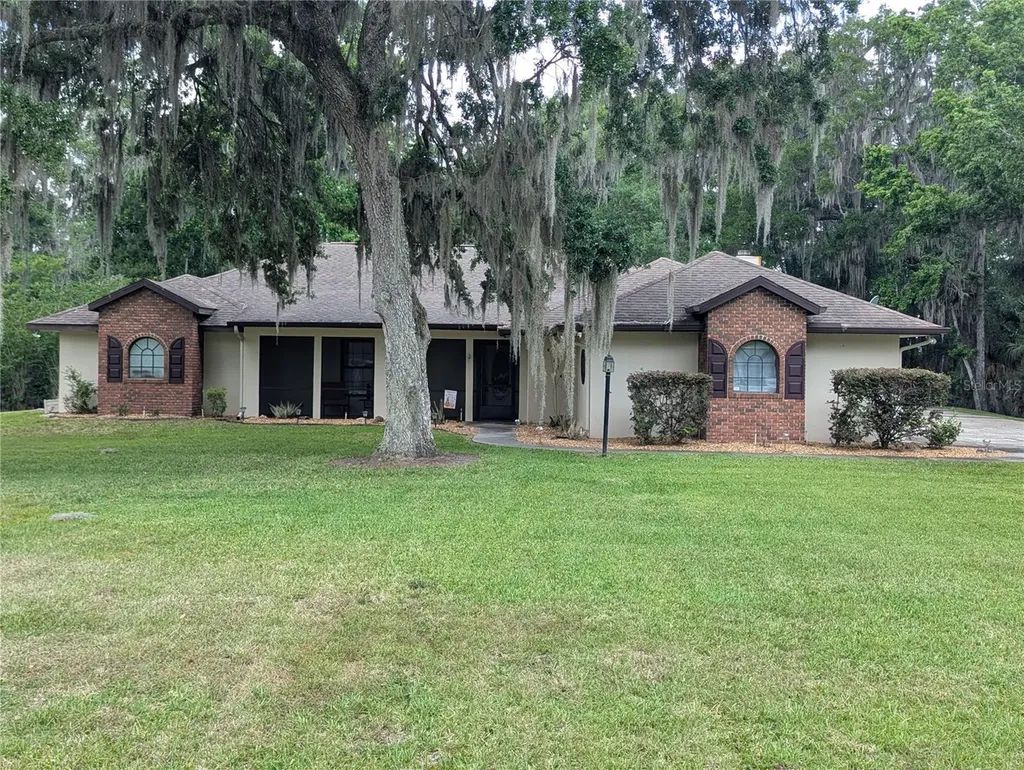 8930 SE 17th Court Ocala FL 34480