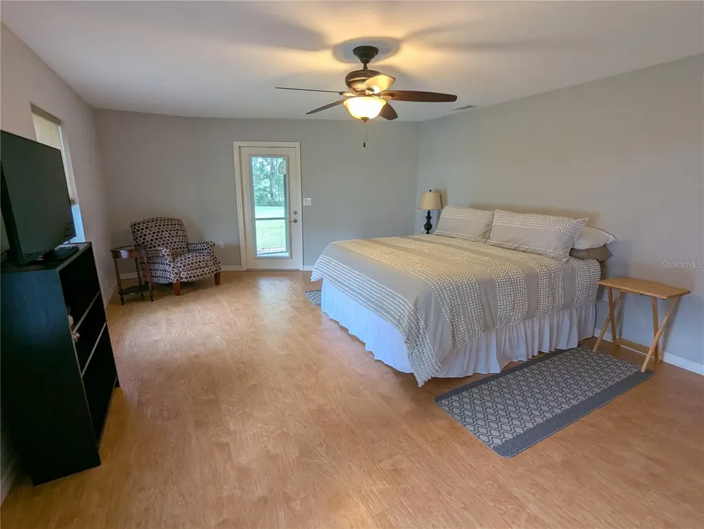 8930 SE 17th Court Ocala FL 34480