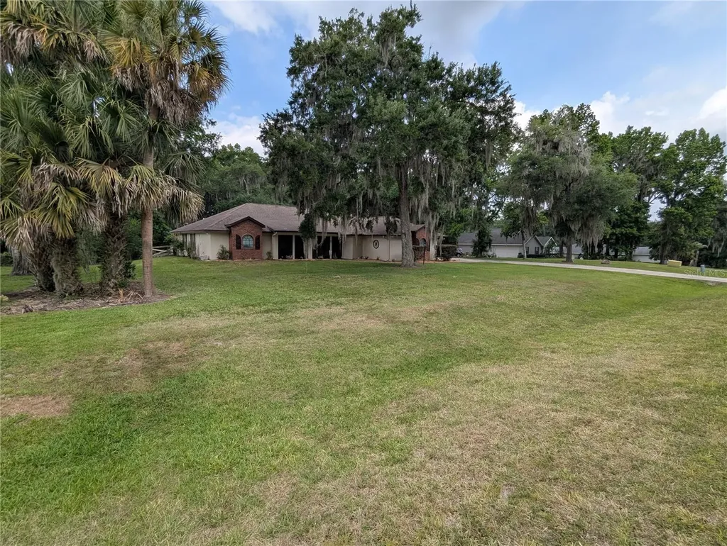 8930 SE 17th Court Ocala FL 34480