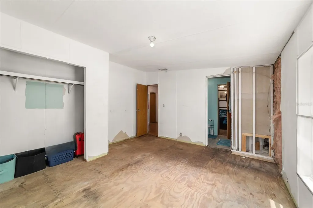 19551 SE 42nd Place Morriston FL 32668