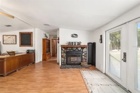 19551 SE 42nd Place Morriston FL 32668