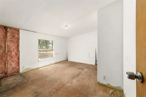 19551 SE 42nd Place Morriston FL 32668