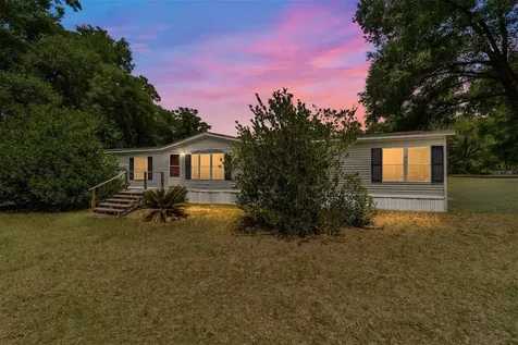 19551 SE 42nd Place Morriston FL 32668