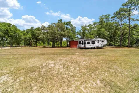 19551 SE 42nd Place Morriston FL 32668